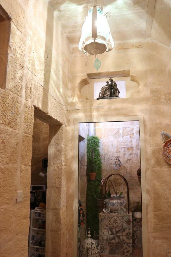 Corto Maltese Hotel Cospicua Exterior photo