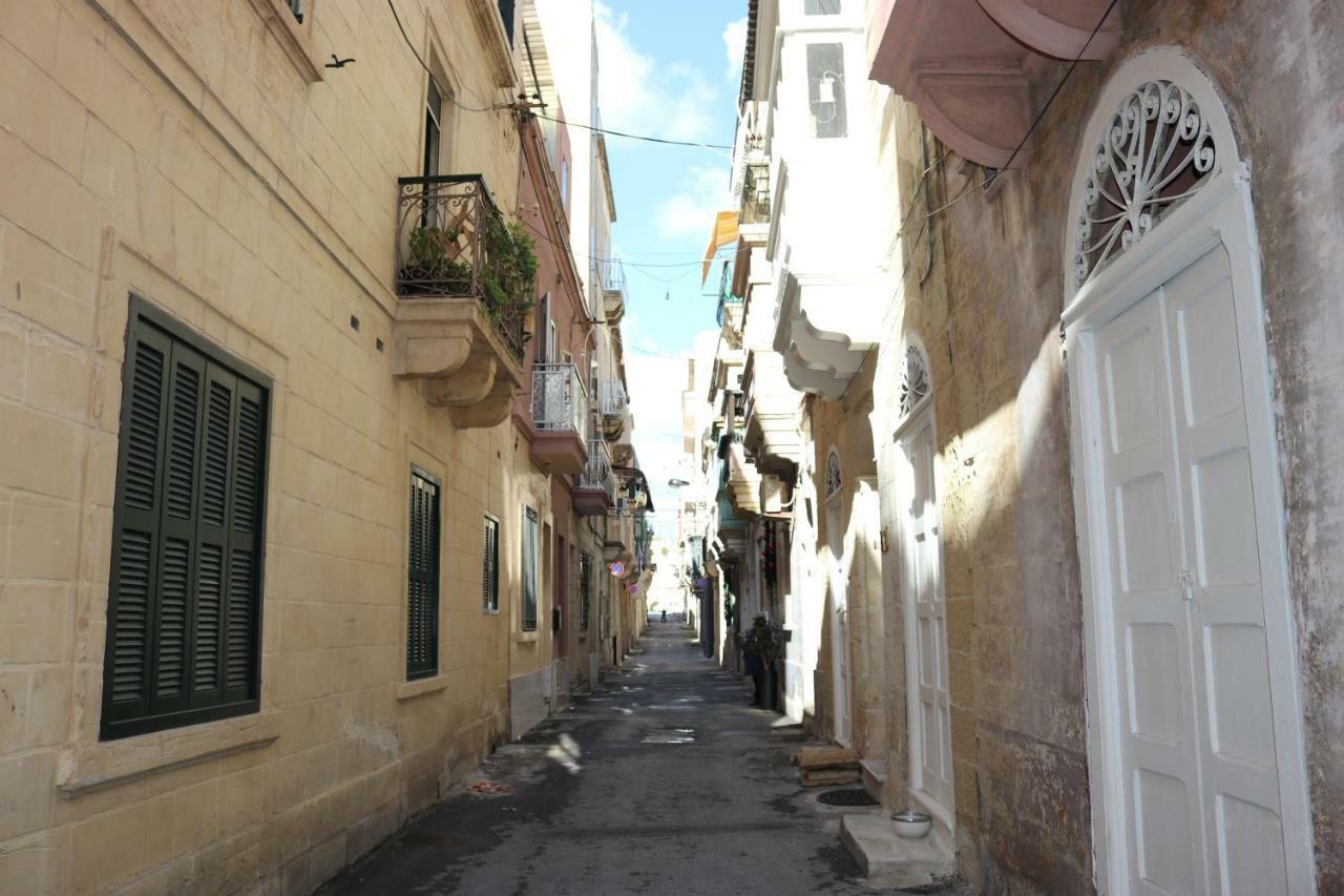 Corto Maltese Hotel Cospicua Exterior photo