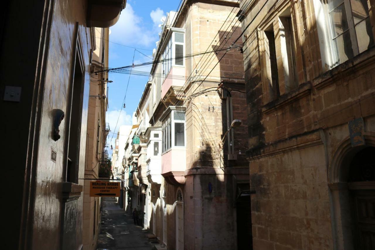 Corto Maltese Hotel Cospicua Exterior photo